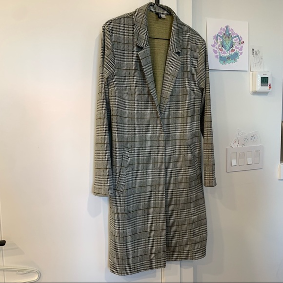 Light coat for Spring - Picture 2 of 4